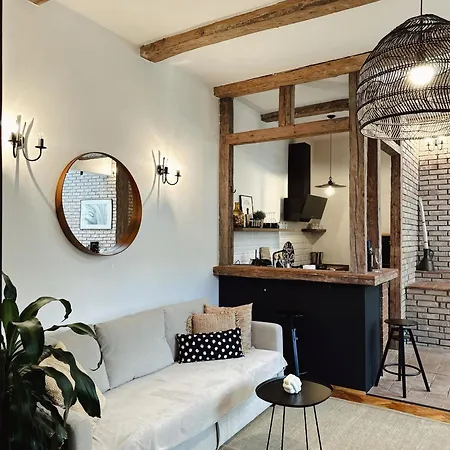 Marvellous Cozy In Old Center Town *
