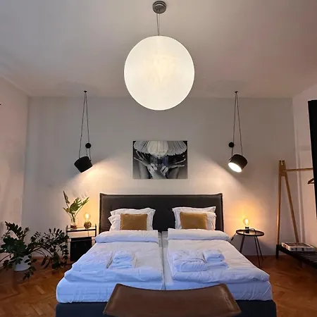Marvellous Cozy In Old Center Town Villa Brasov